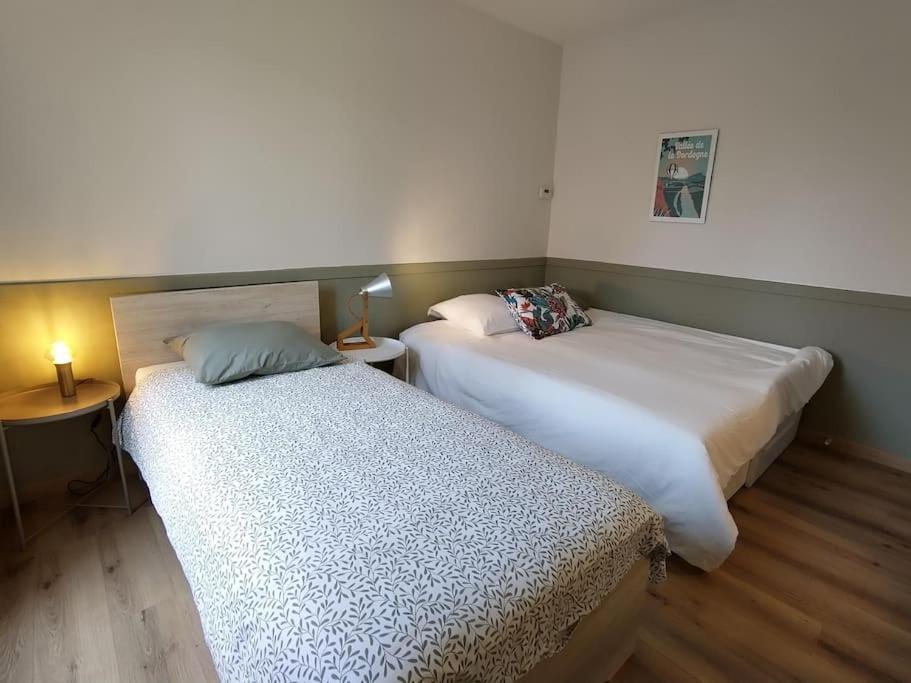 Grand Appartement Avec Jardin Bretenoux Buitenkant foto
